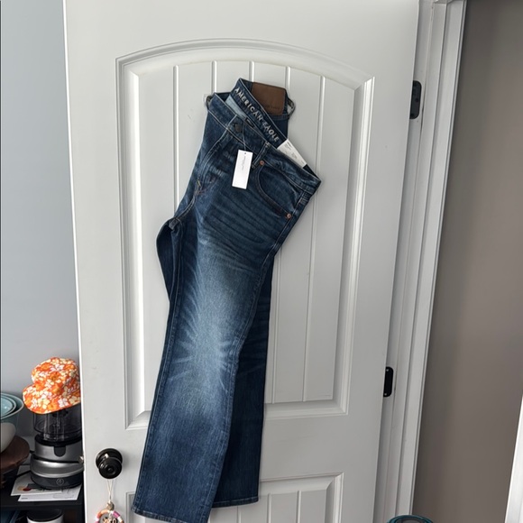 American Eagle Outfitters Classic Denim - Picture 4 of 5